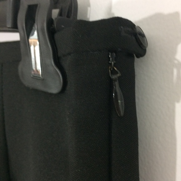 Express Womens 7/8 Black 100% Polyester Midi Skirt - Picture 2 of 6